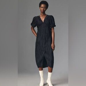 Anthropologie VNeck Pleated Slim Midi Dress | Black | Size Small